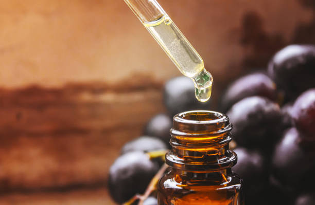 GRAPESEED OIL FOR HAIR: Benefits in Hair Growth and Scalp Care